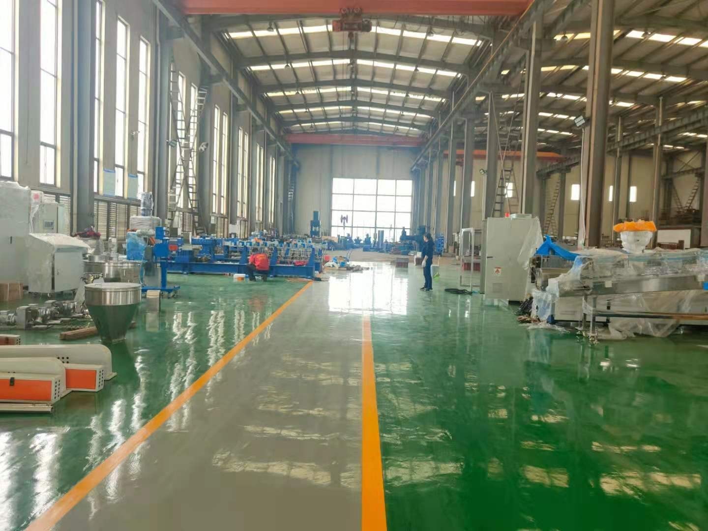 三螺桿塑料擠出機(jī)多少錢-產(chǎn)地貨源，送貨上門[科隆威爾]